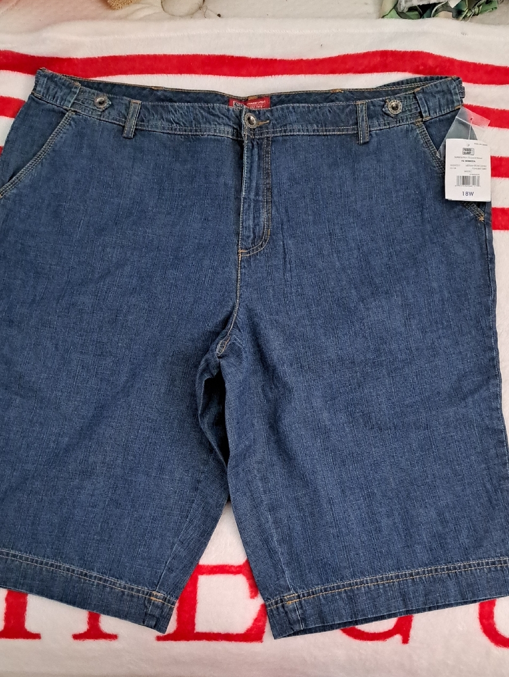 Faded Glory Womens's Blue Denim Jean Shorts Size 18W